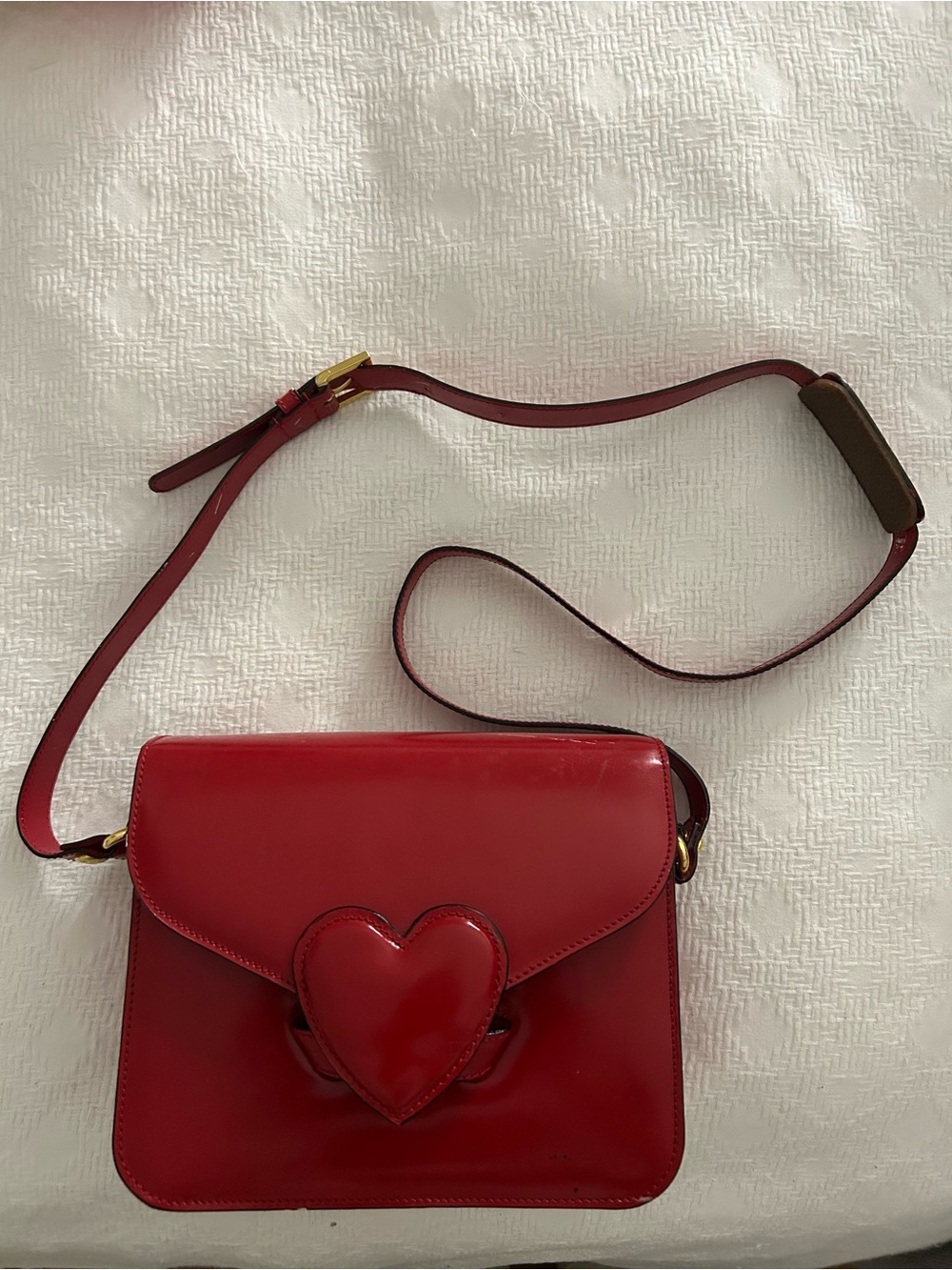 Vintage Moschino by Redwall Red Patent Leather Heart Crossbody bag Made in Italy - Picture 3 of 5